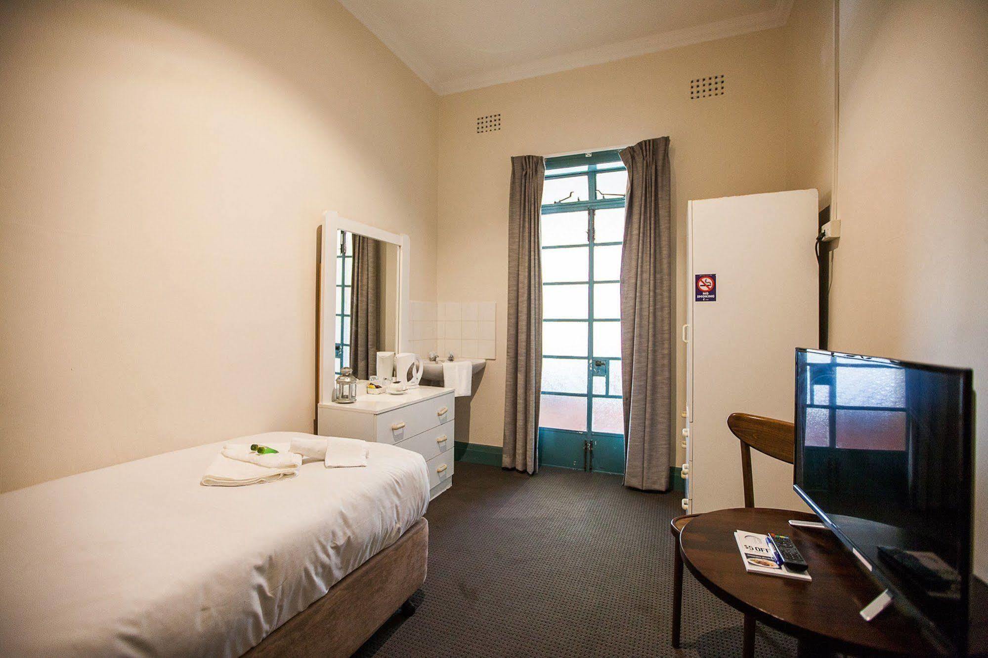 Captain Stirling Hotel Perth Bagian luar foto